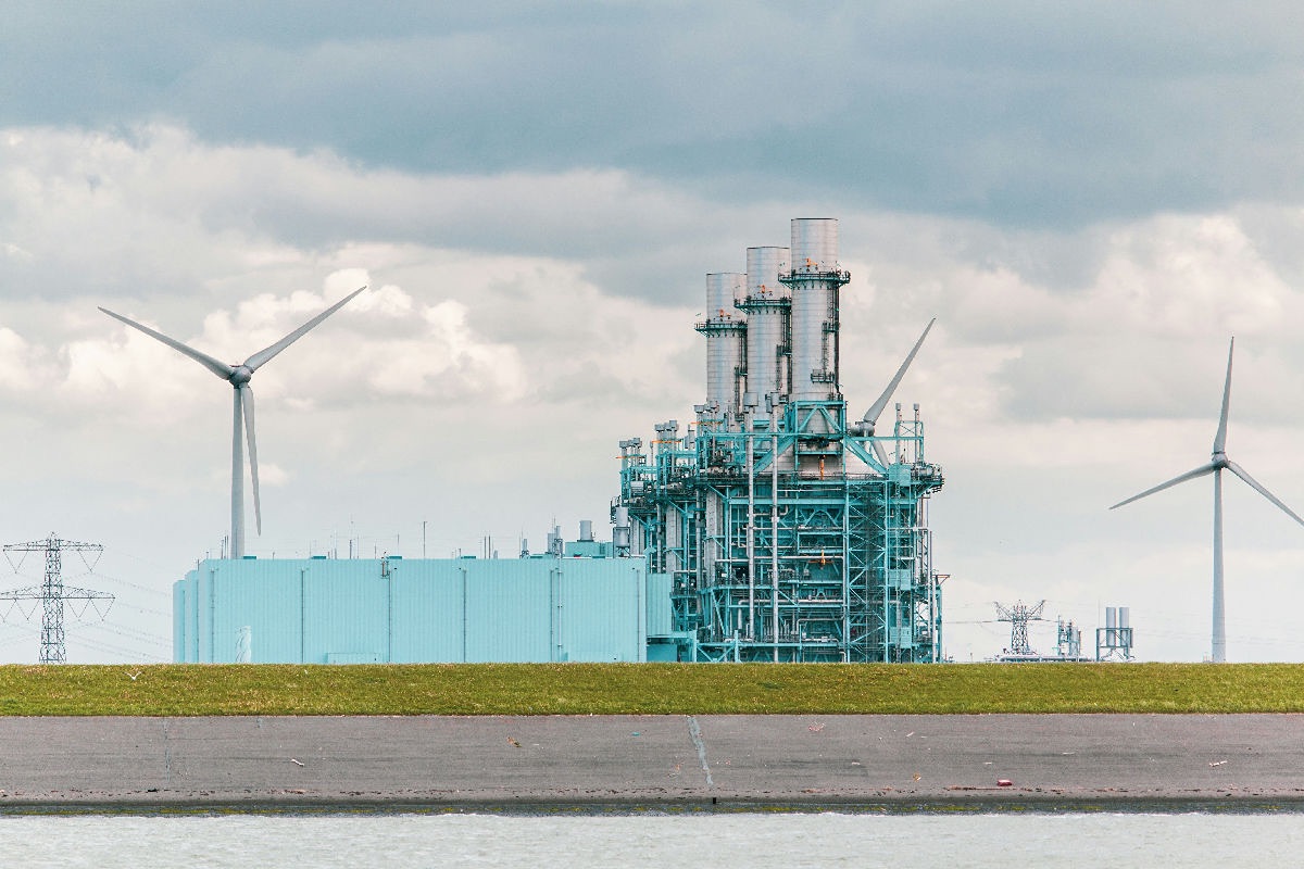 olas de calor representan riegos para suministro eléctrico de México