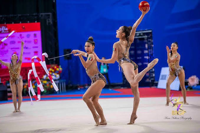 Plata para Gimnasia Rítmica de México - listón