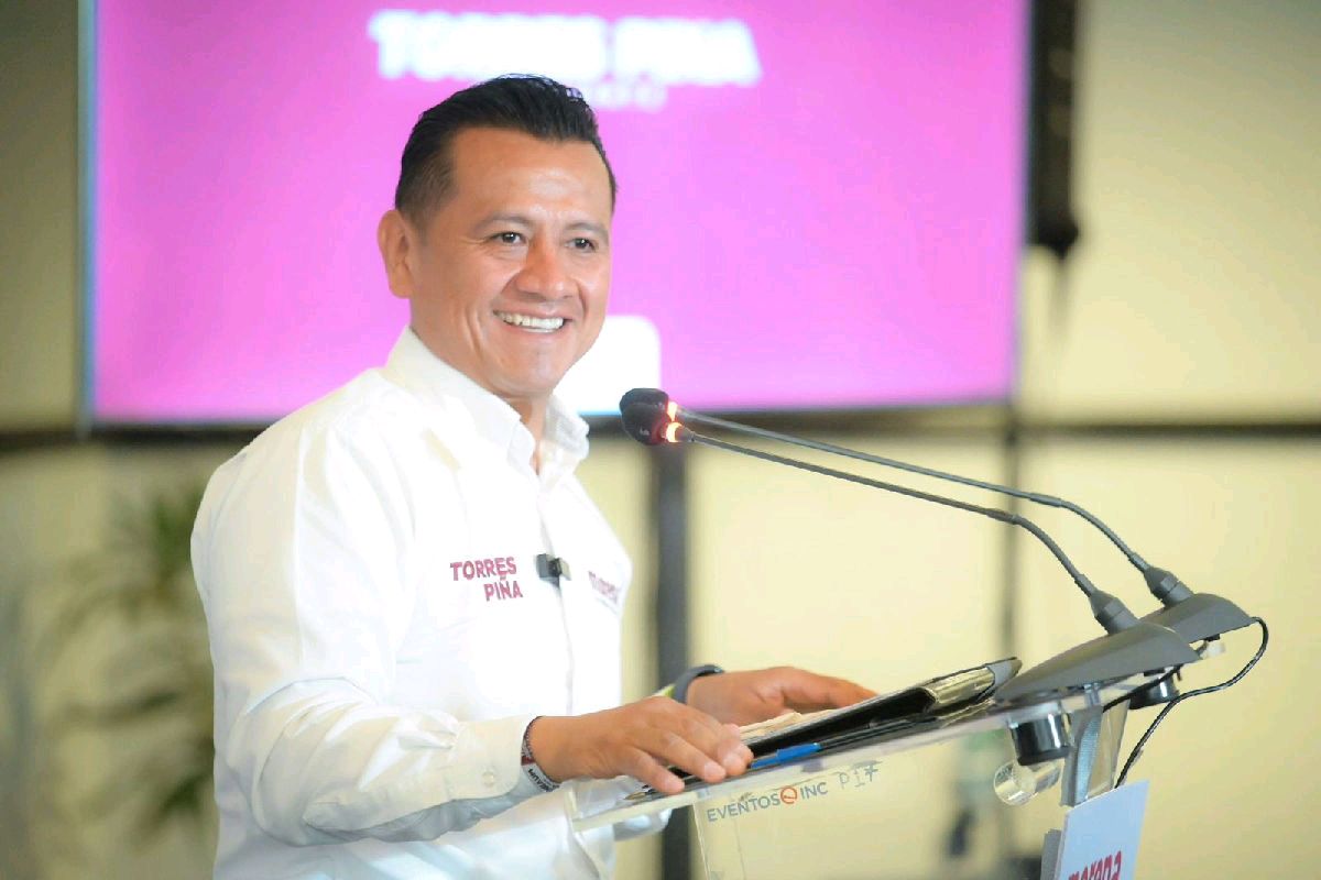 Promete Carlos Torres Piña regularización de colonias en Morelia