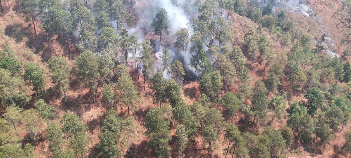 zinapécuaro helicóptero helibalde incendio forestal