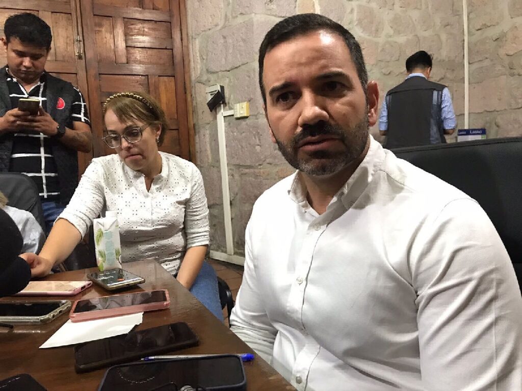 Ayuntamiento de Morelia expone extorsiones por parte de la Fiscalía