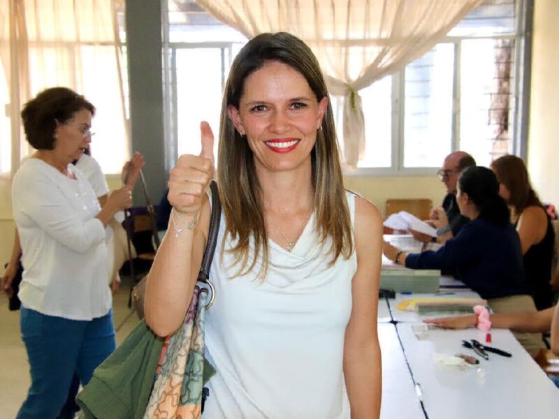 Daniela de los Santos llama a realizar jornada electoral en paz