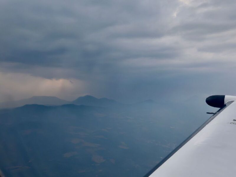 Estimulación de nubes aumentará hasta 30% las lluvias en Michoacán: Secma