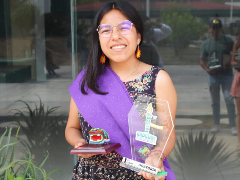 Estudiante de la UTM gana primer lugar en concurso de oratoria en Encuentro Regional