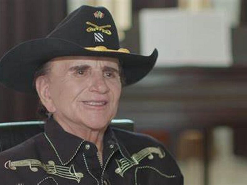 Fallece Jhonny Canalres estrella musical texana