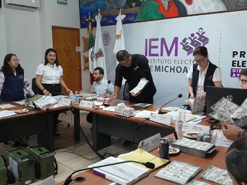 Realiza IEM recuento de votos en 13 casillas de Tiquicheo