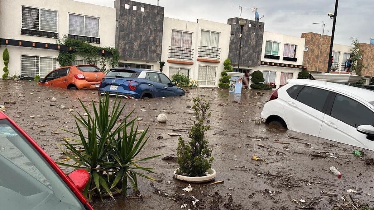 intensas lluvias causa inundaciones en Chalco