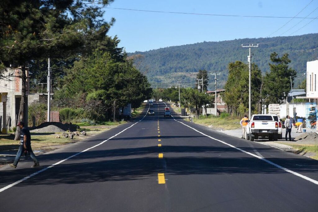 Obras en Michoacán del Gobierno Estatal - caminos