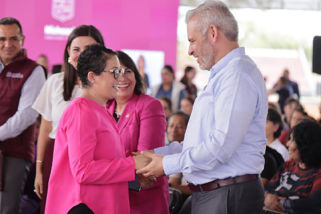 Otorgan en Michoacán apoyo a mujeres con cáncer