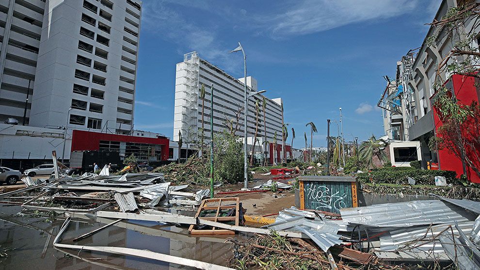 reconstrucción huracán otis acapulco 2024