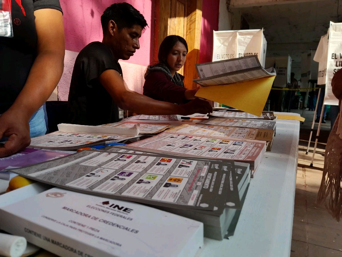 PRD retiene Charapan luego del voto por voto