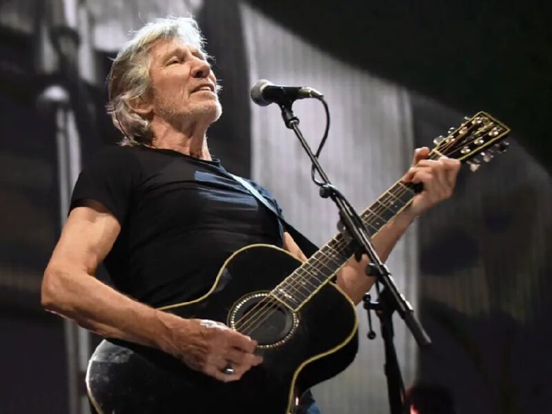 Roger Waters apoya a Sheinbaum