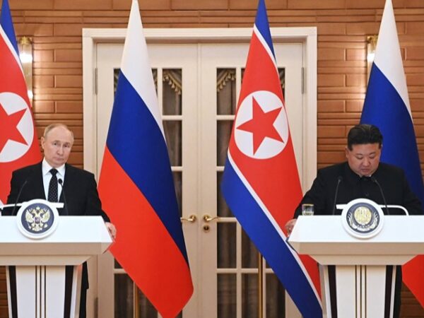 Rusia y Corea del Norte firman tratado de asistencia militar mutua