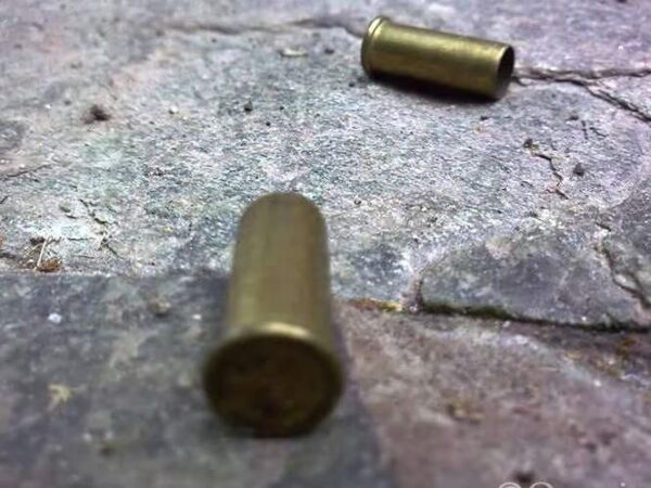Ataque armado en Apatzingán deja 2 jóvenes sin vida