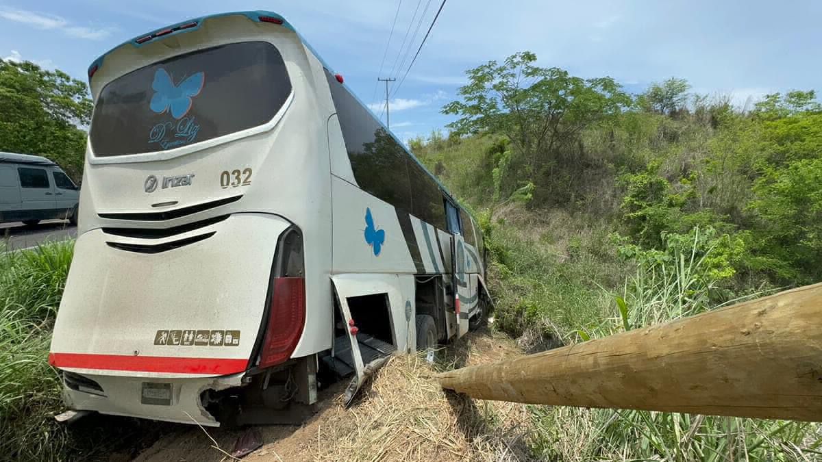 Accidente de autobús de turismo deja 34 heridos en La Unión