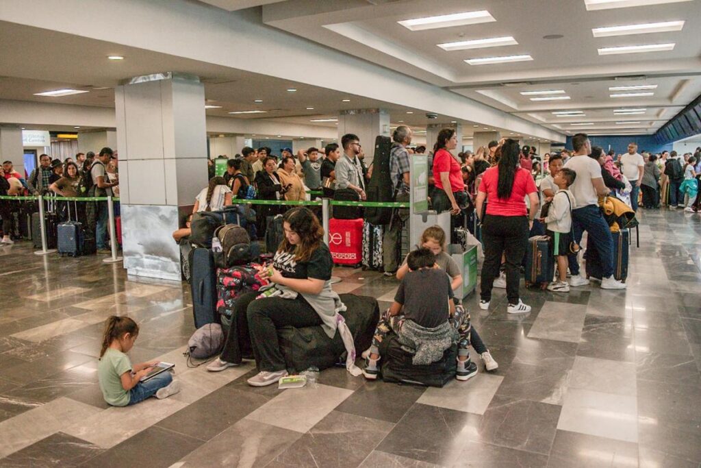 Caída de Microsoft colapsa aeropuerto Tijuana