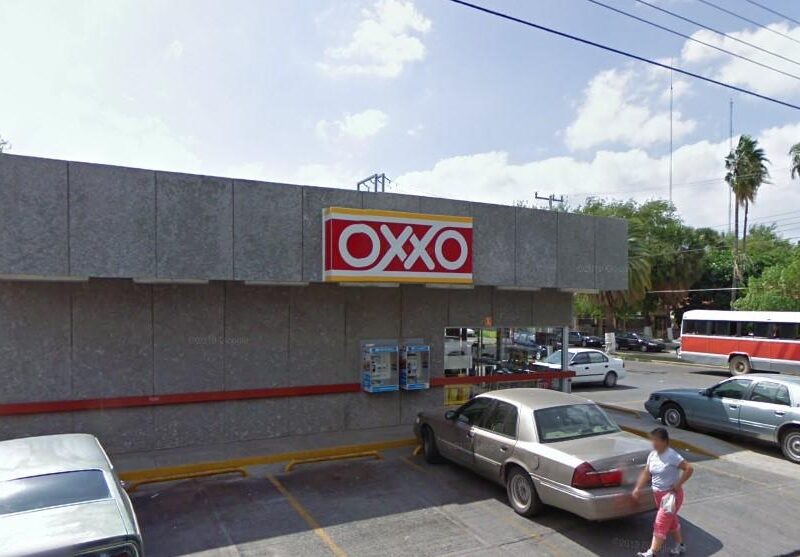 cierre sucursales oxxo nuevo laredo