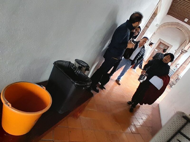Congreso de Michoacán presenta problema de goteras