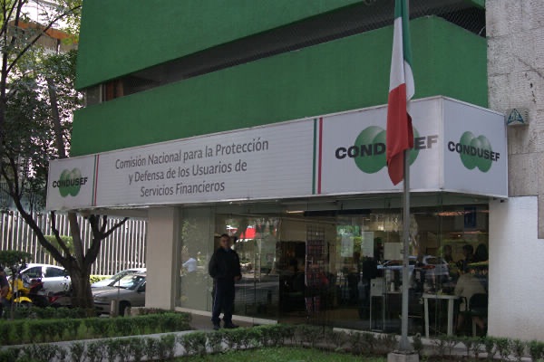 Disminuyen las reclamaciones contra bancos afirma Condusef