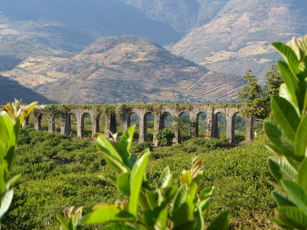 El de Jungapeo, otro acueducto de Michoacán