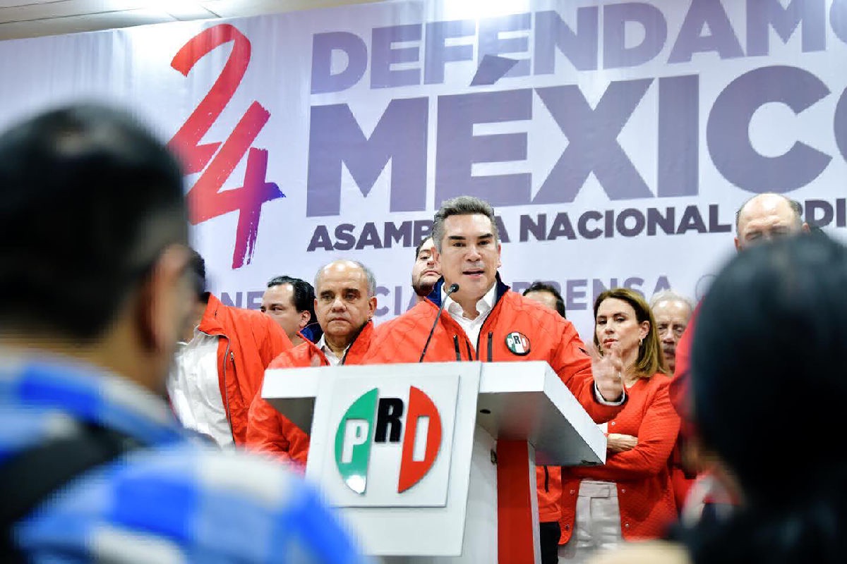 Expresidentes del PRI buscan impugnación de asamblea nacional