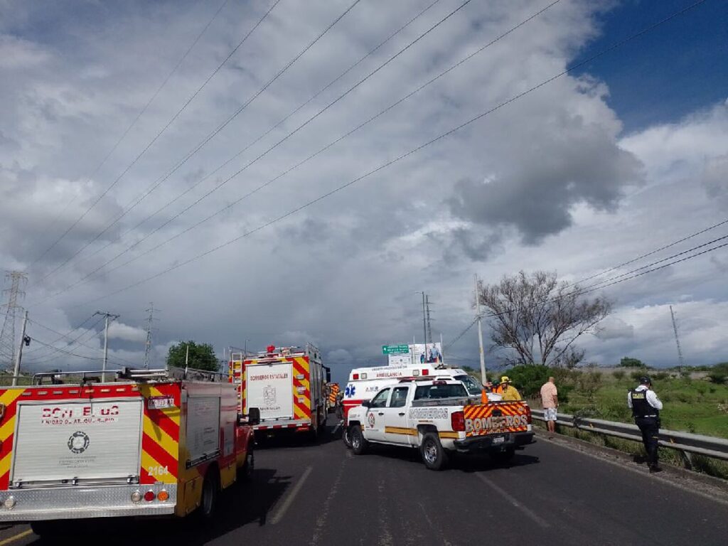 Gobierno atiende accidente Morelia - México - servicios médicos