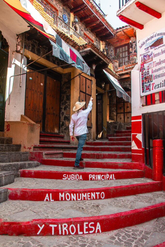 La tirolesa en la isla de Janitzio en Michoacán - acceso