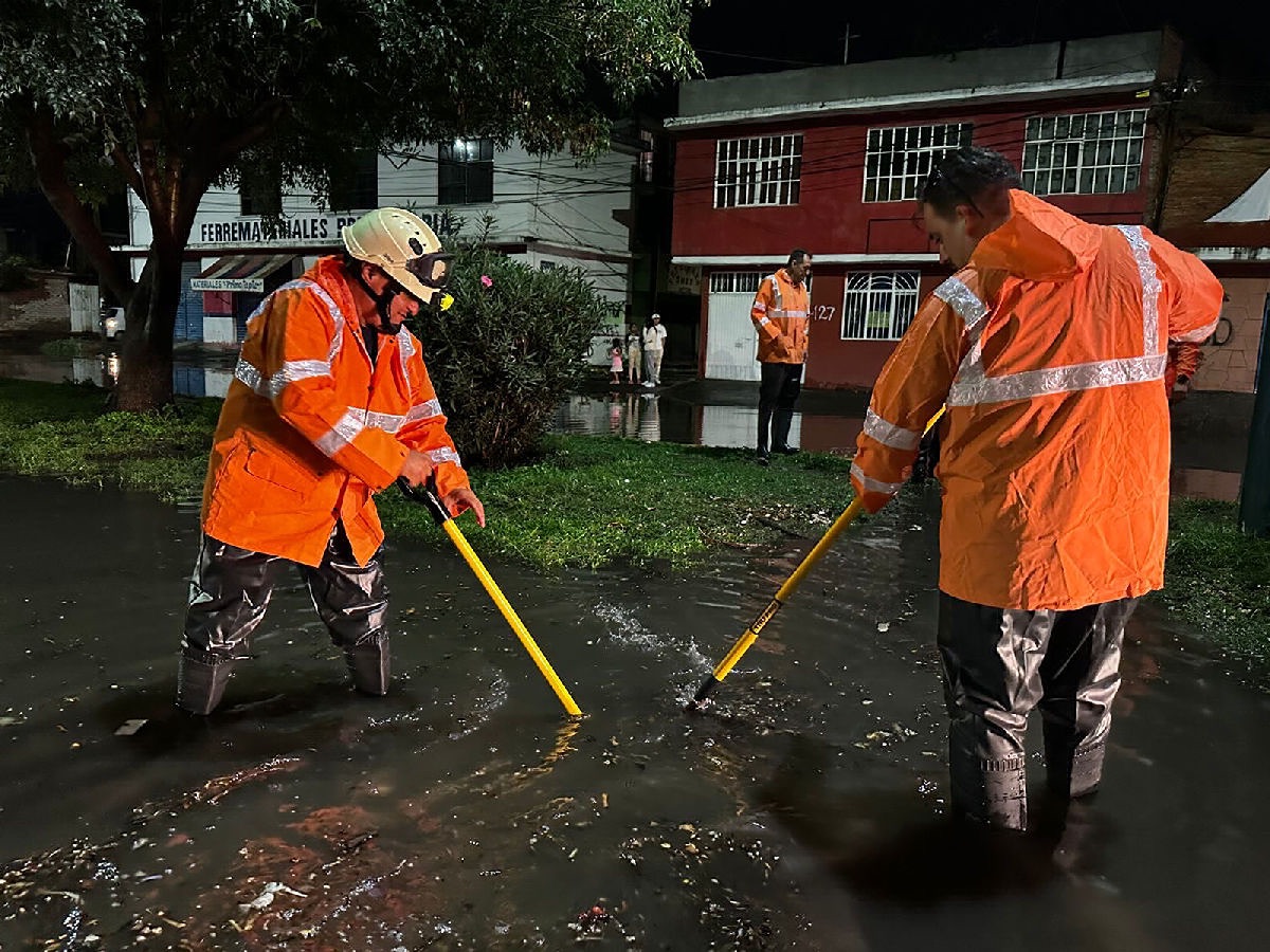 Llama Protección Civil de Michoacán a no tirar basura para prevenir inundaciones