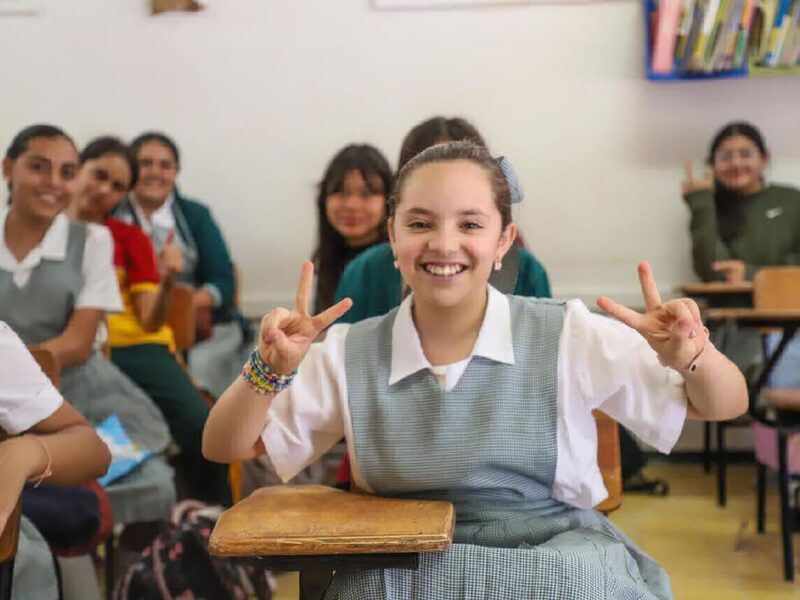 millones de estudiantes dan fin al ciclo escolar en Michoacán completo