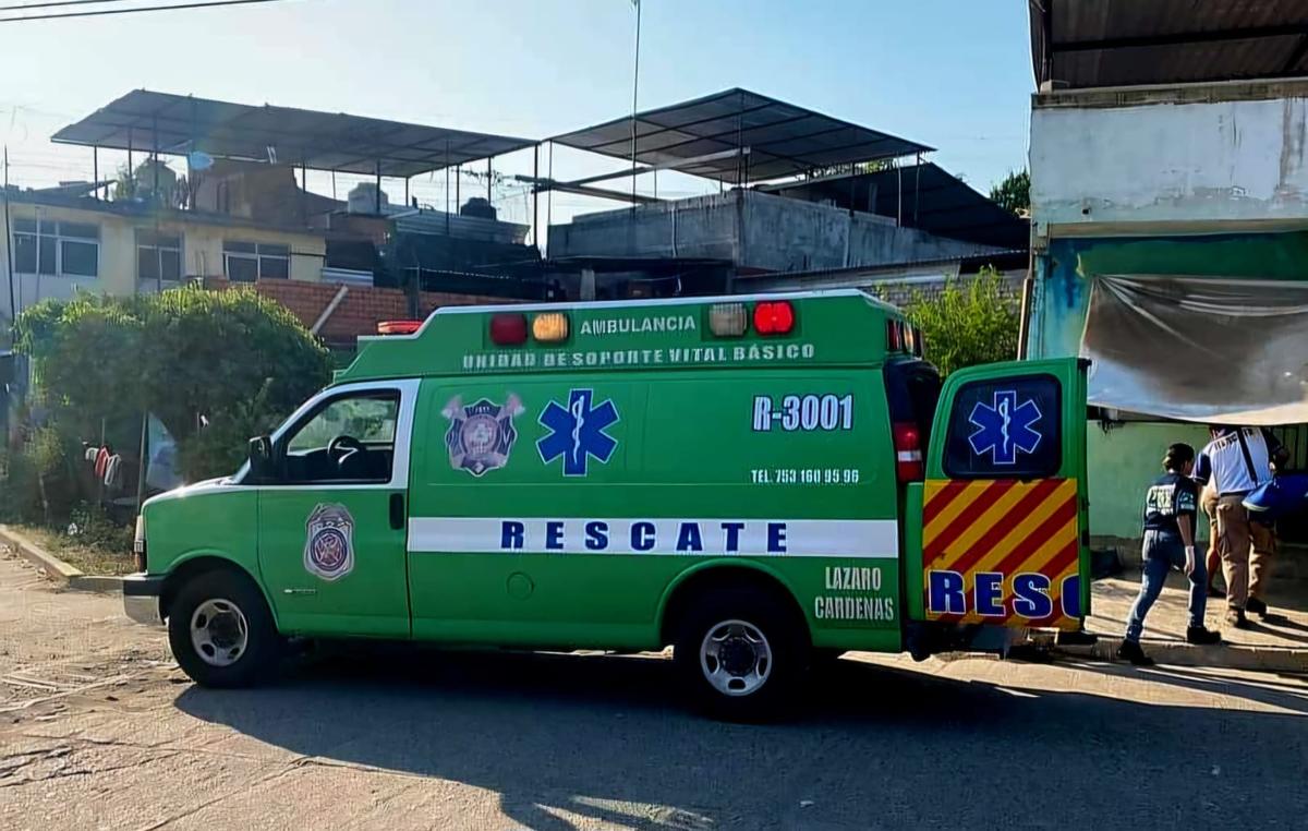 Muere albañil por golpe calor en Lázaro Cárdenas, Michoacán