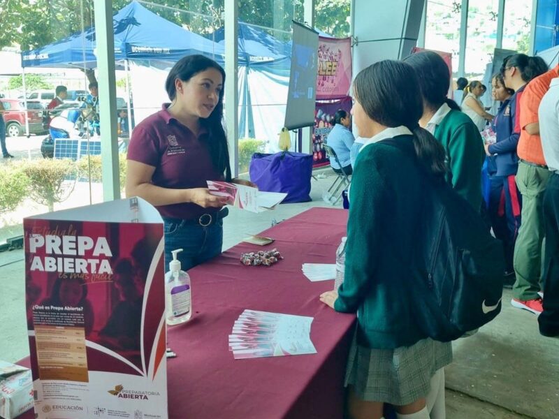 opciones para estudiar una preparatoria flexible en Michoacán