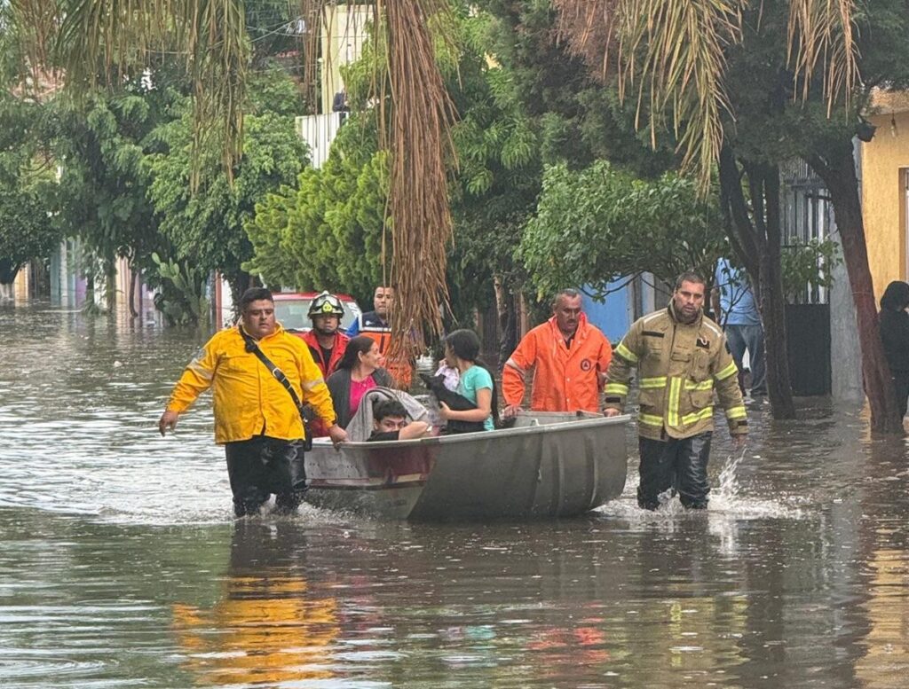 Protección Civil en apoyo a Prados Verdes