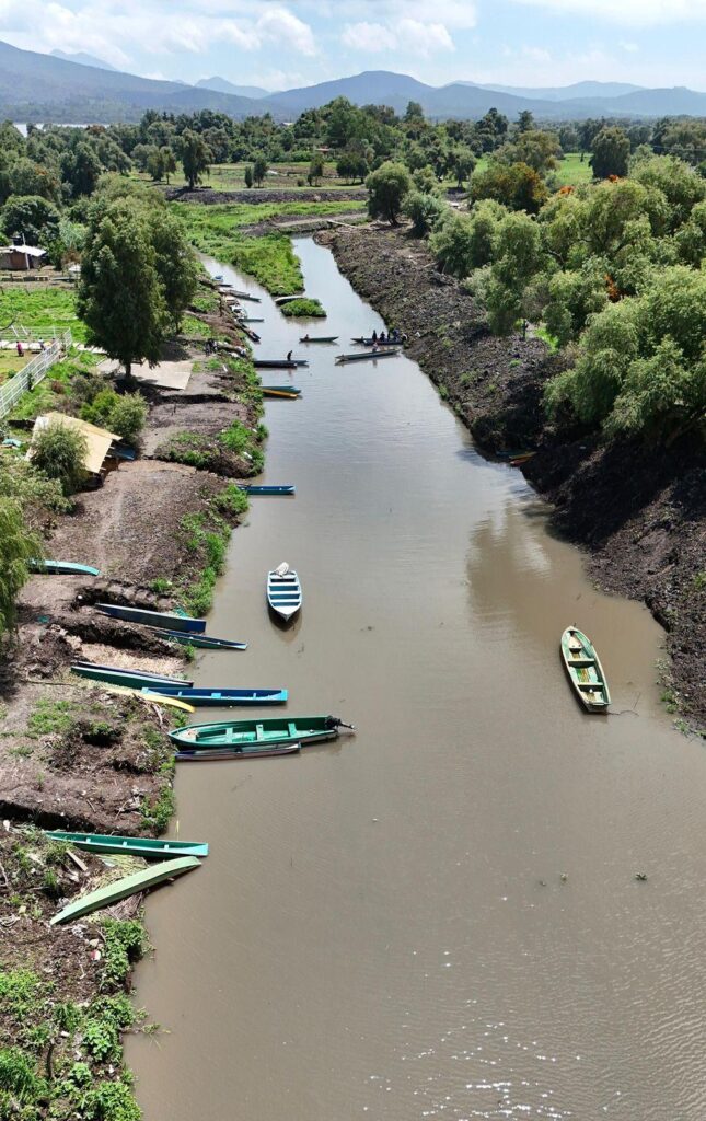 reconocen labor de habitantes para restaurar el lago