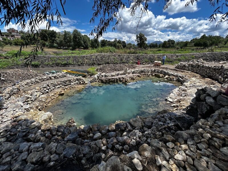 Rehabilitan 11 manantiales con trabajos de rescate del Lago de Pátzcuaro.