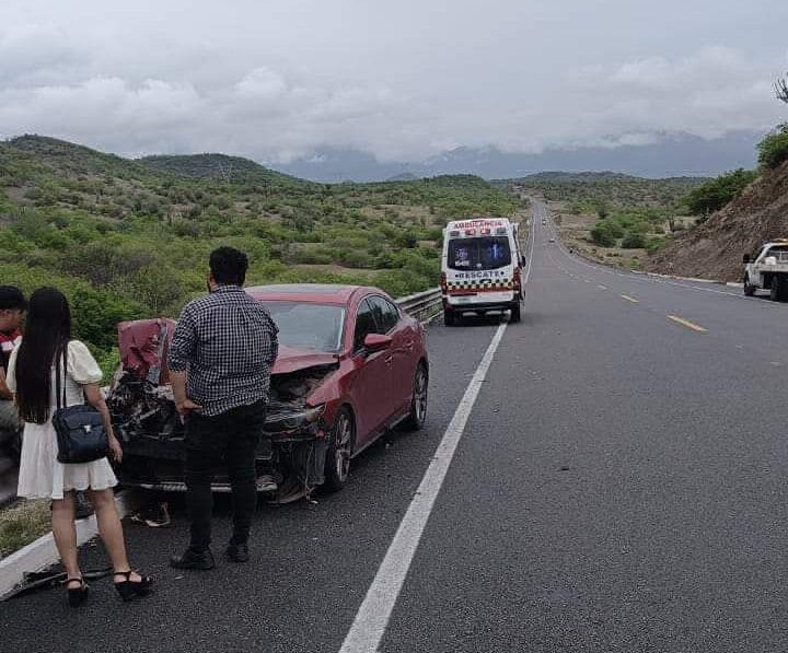 Reportan accidente sobre la autopista siglo XXI