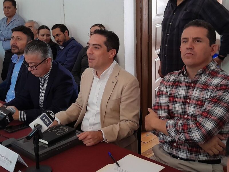 Solicitan al ejecutivo autorice financiamientos estatales en Michoacán