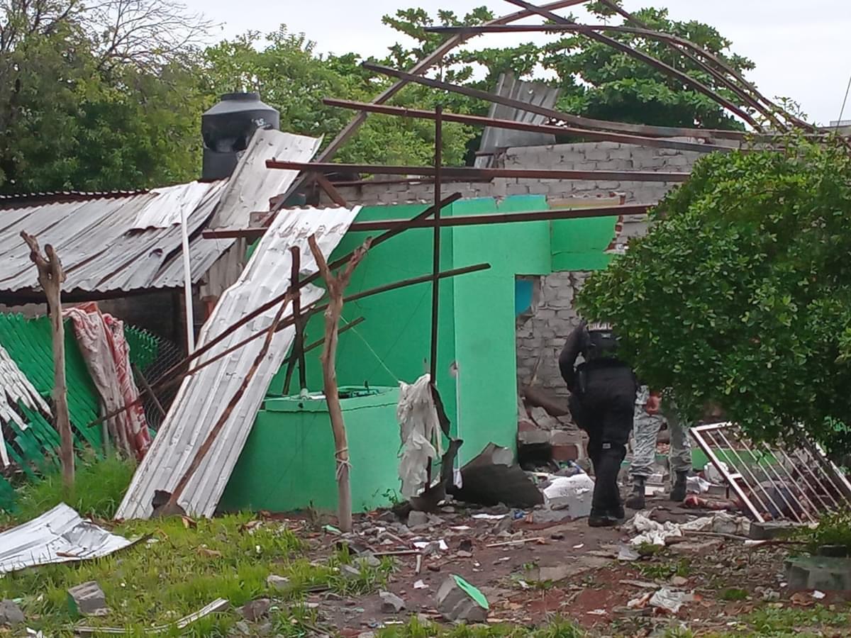 6 muertos y un herido en explosión en Cenobio Moreno