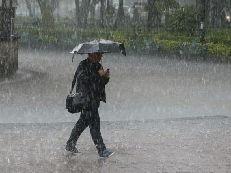 Continúa pronóstico de lluvias intensas y muy fuertes en México