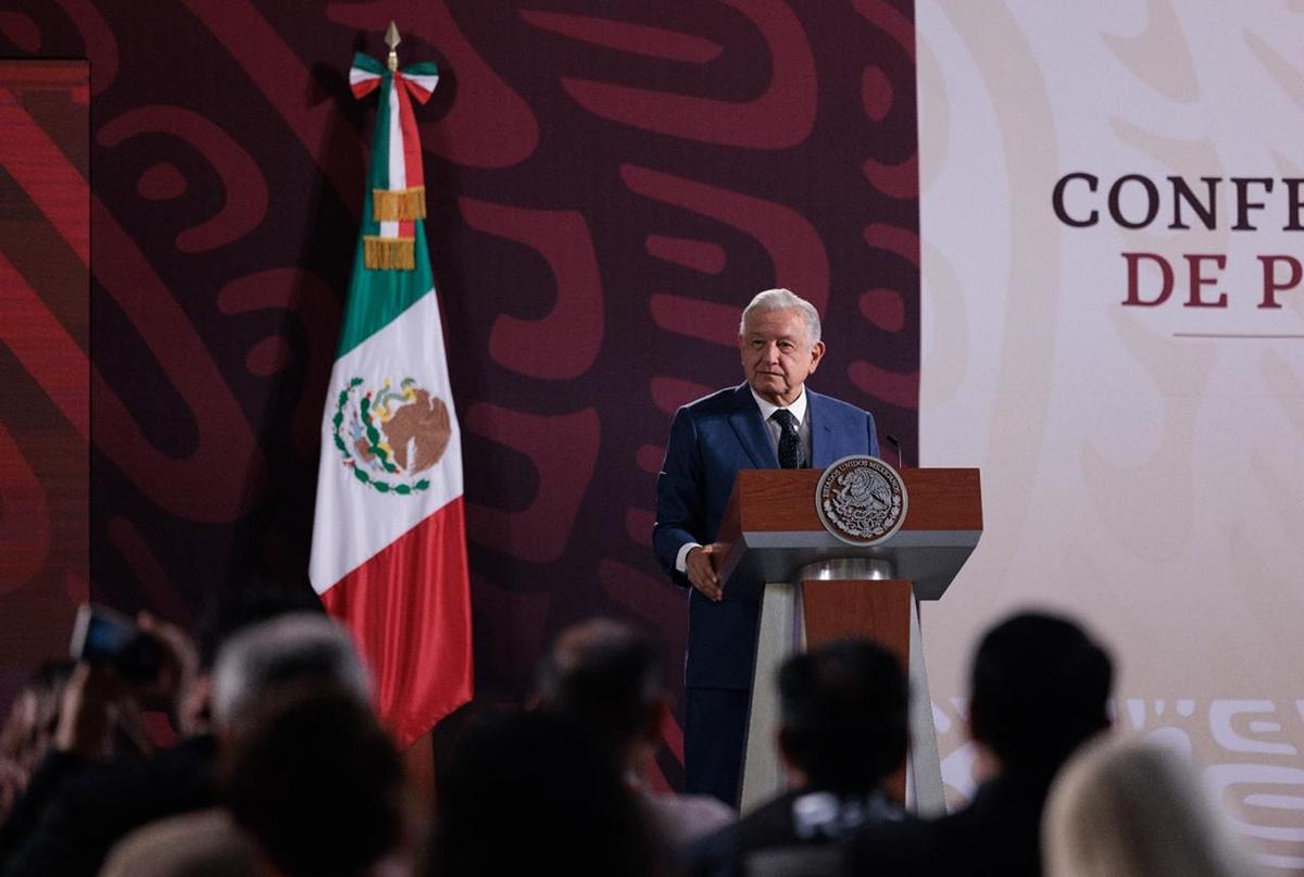 AMLO descarta dialogar con Salazar sobre reforma judicial