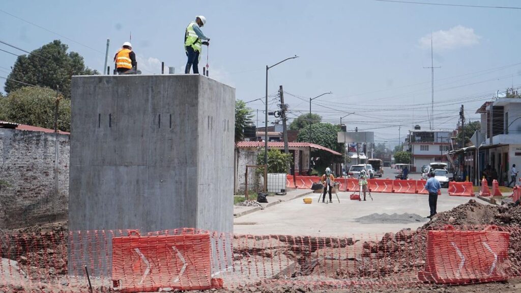 avanza proyecto de construcción del teleférico de Uruapan