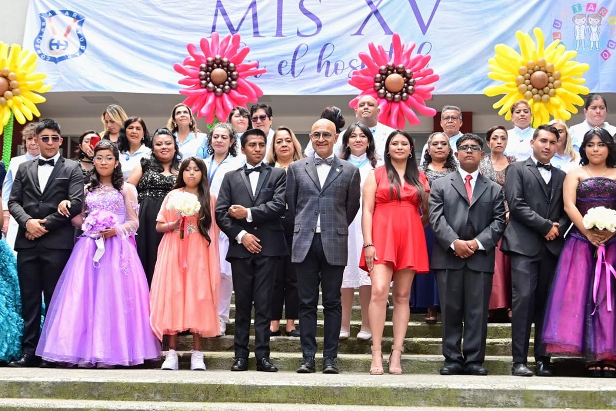 celebración de quinceañeras en hospital