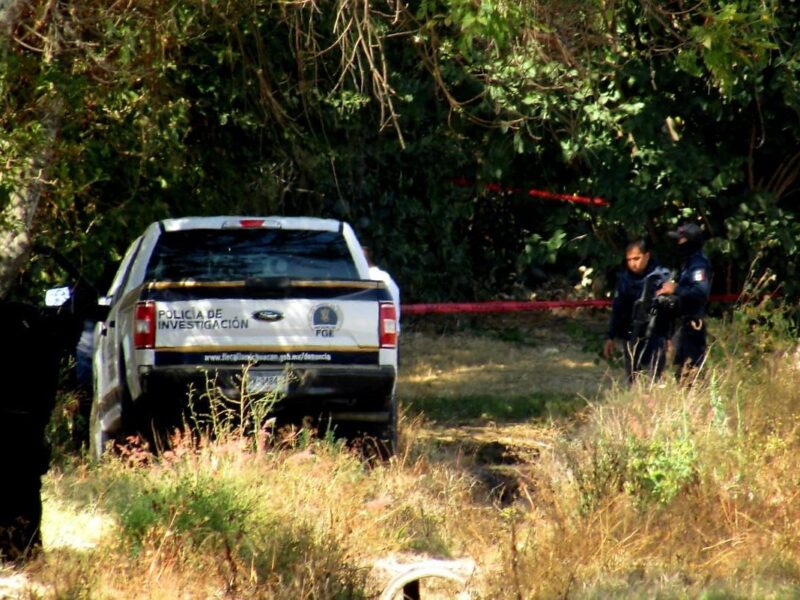 Comuneros de Chilchota en Michoacán, encuentran cuerpo de mujer asesinada