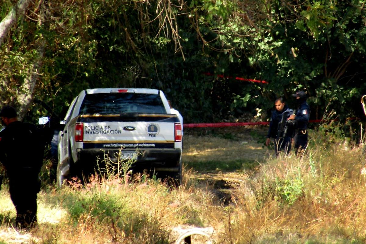 Comuneros de Chilchota en Michoacán, encuentran cuerpo de mujer asesinada