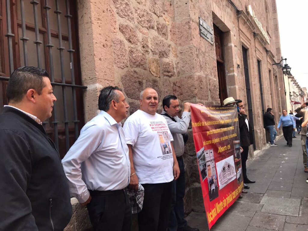 Denuncian despido de valuadores certificados en el Monte de Piedad