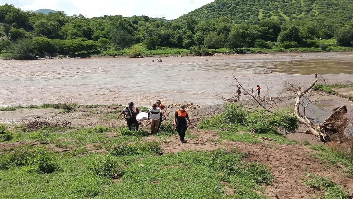 En Huetamo, localizan cuerpo de joven ahogado en arroyo