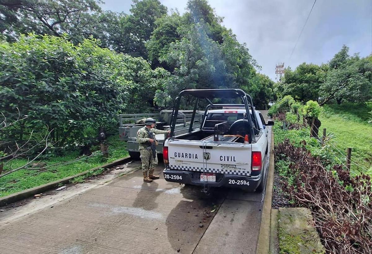 Encuentran a taxista asesinado en la carretera libre "Uruapan - Lombardía" Michoacán