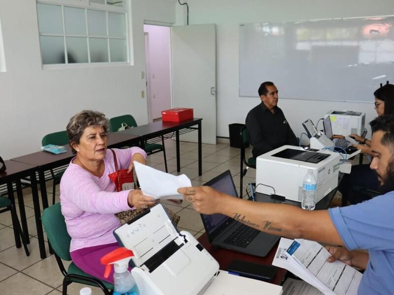 Jornada de Servicios de pensiones civiles en Zitácuaro