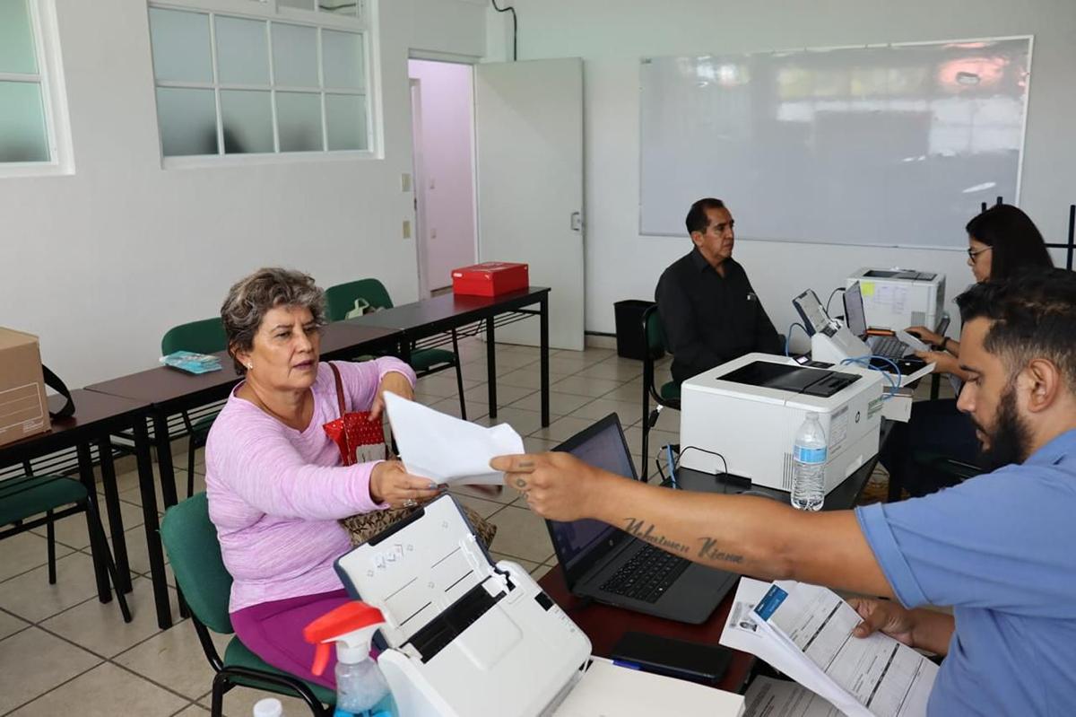 Jornada de Servicios de pensiones civiles en Zitácuaro