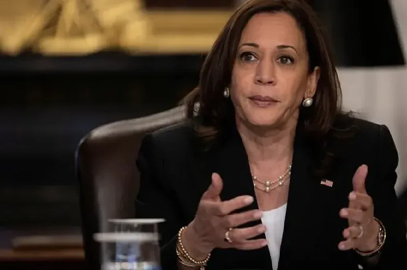 Kamala Harris políticas anti-aborto Trump