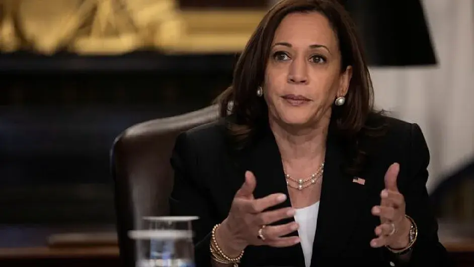 Kamala Harris políticas anti-aborto Trump